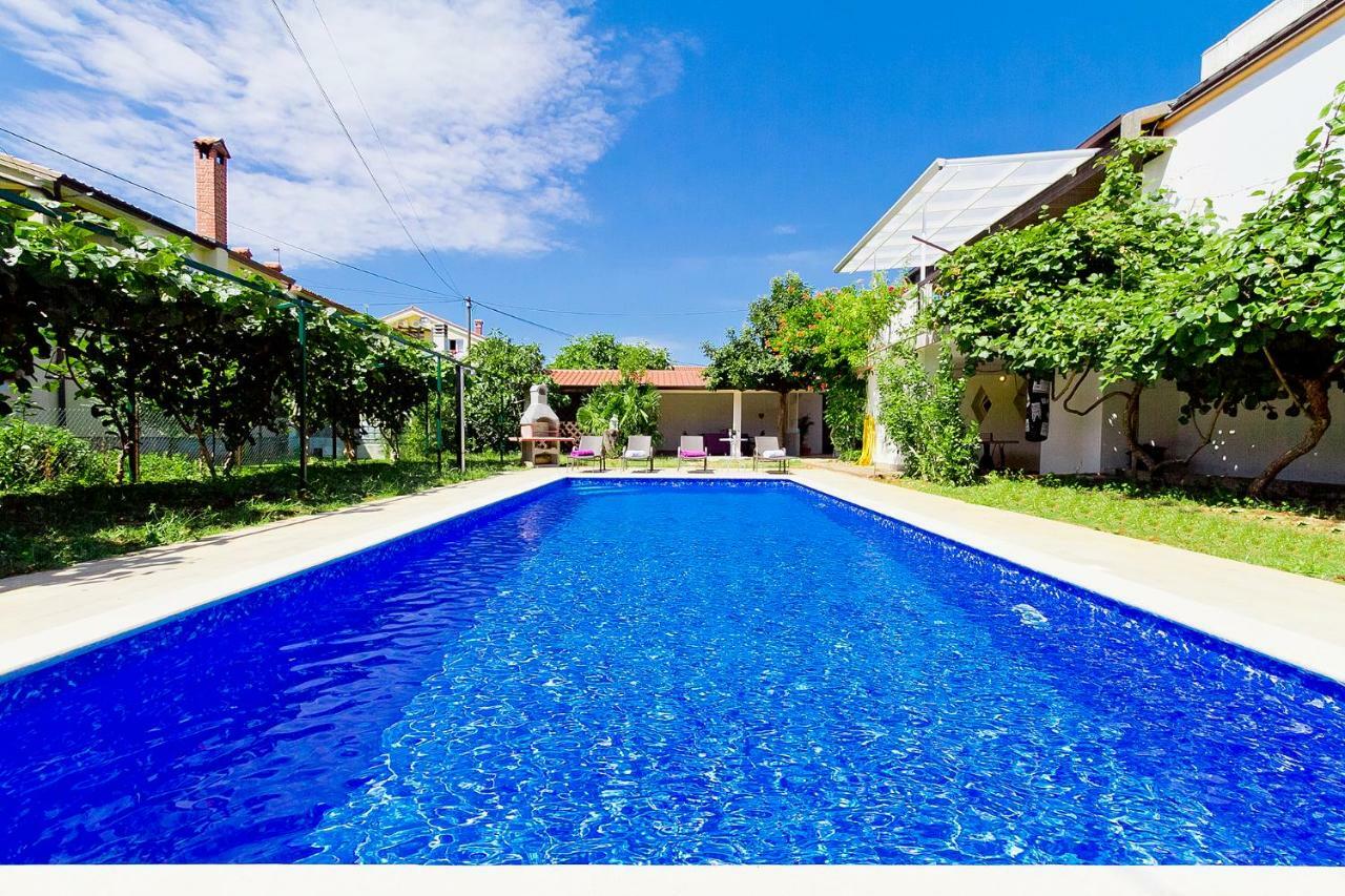 אומאג Villa Toni מראה חיצוני תמונה